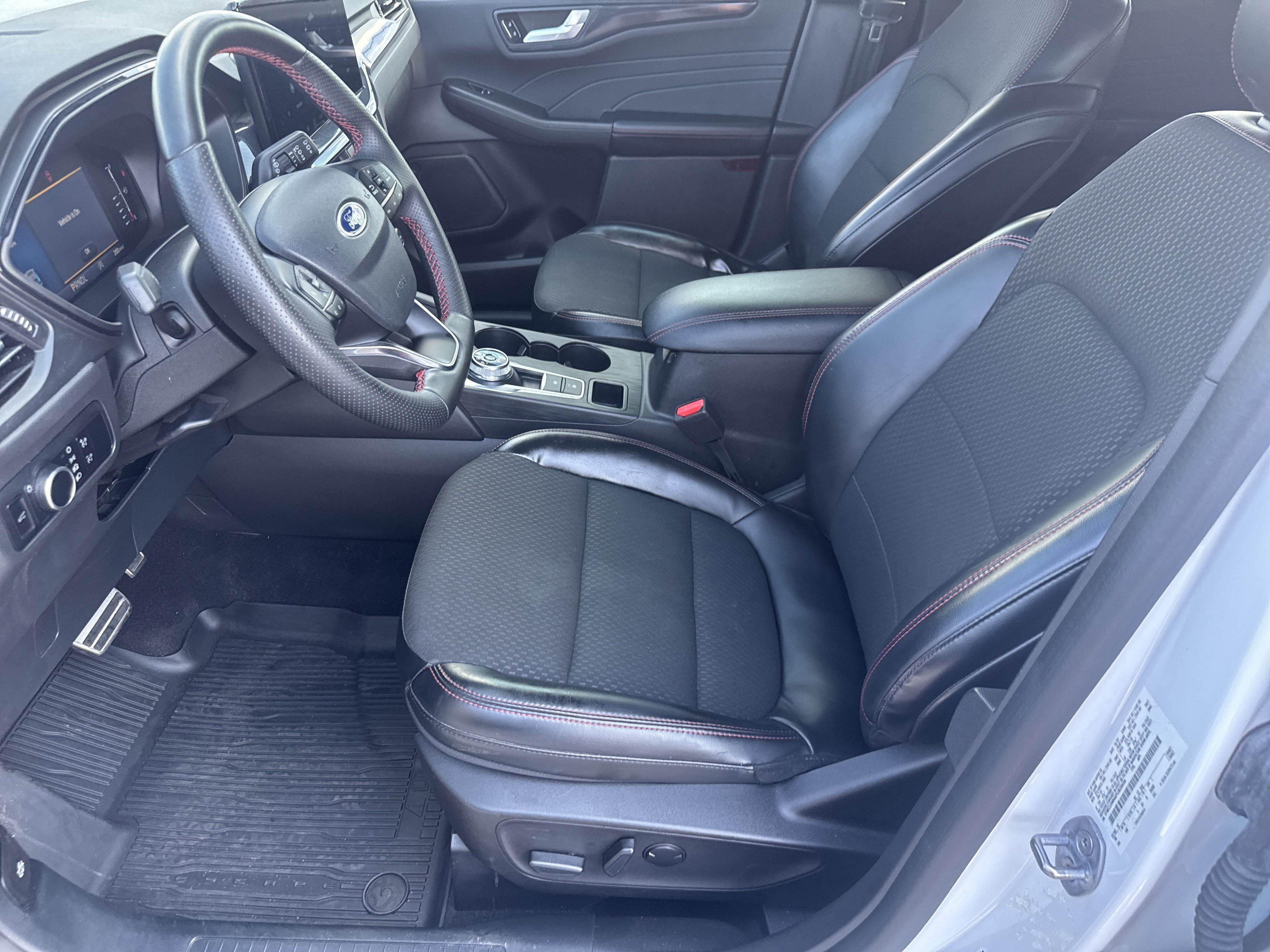 Certified 2023 Ford Escape ST-Line w/ Tech Pack #1 AWD/4WD image 10