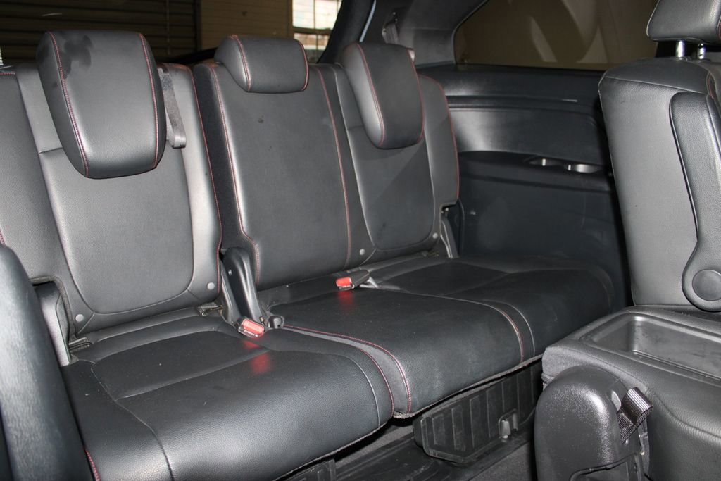 Used 2023 Honda Odyssey Sport image 32