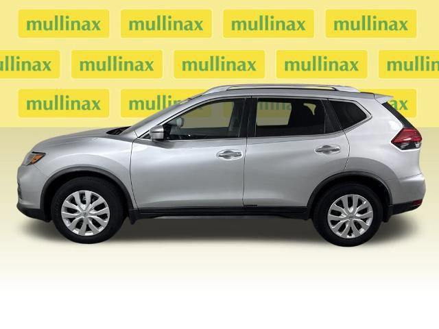 Used 2017 Nissan Rogue S w/ S Appearance Package image 2