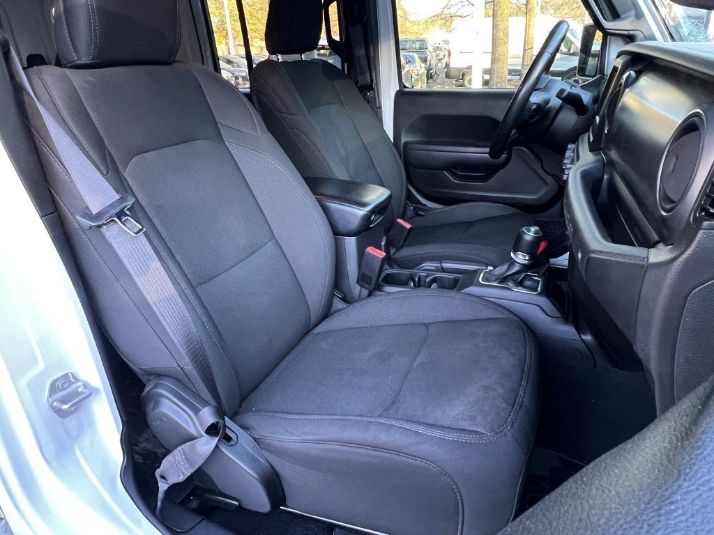 Used 2022 Jeep Wrangler Unlimited Sport image 8