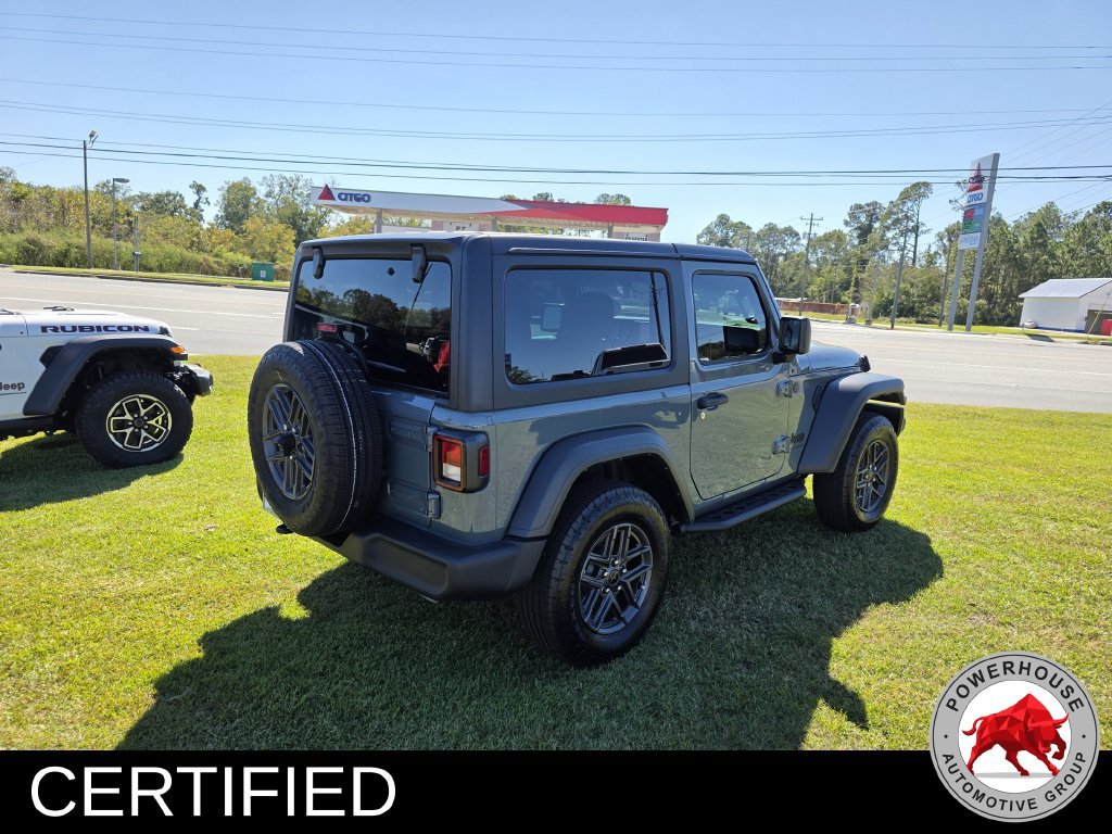 Used 2025 Jeep Wrangler Sport AWD/4WD image 6