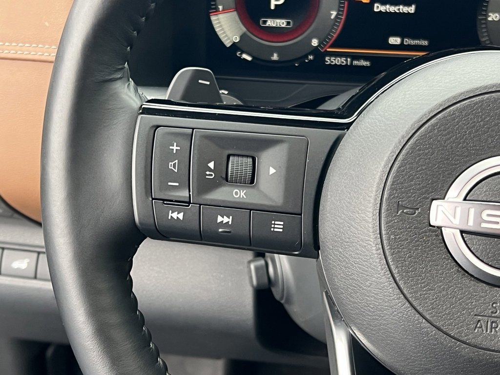 Used 2023 Nissan Pathfinder Platinum image 20