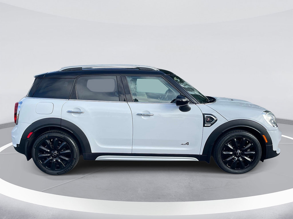 Used 2019 MINI Cooper Countryman S w/ Signature Upholstery Package AWD/4WD image 4