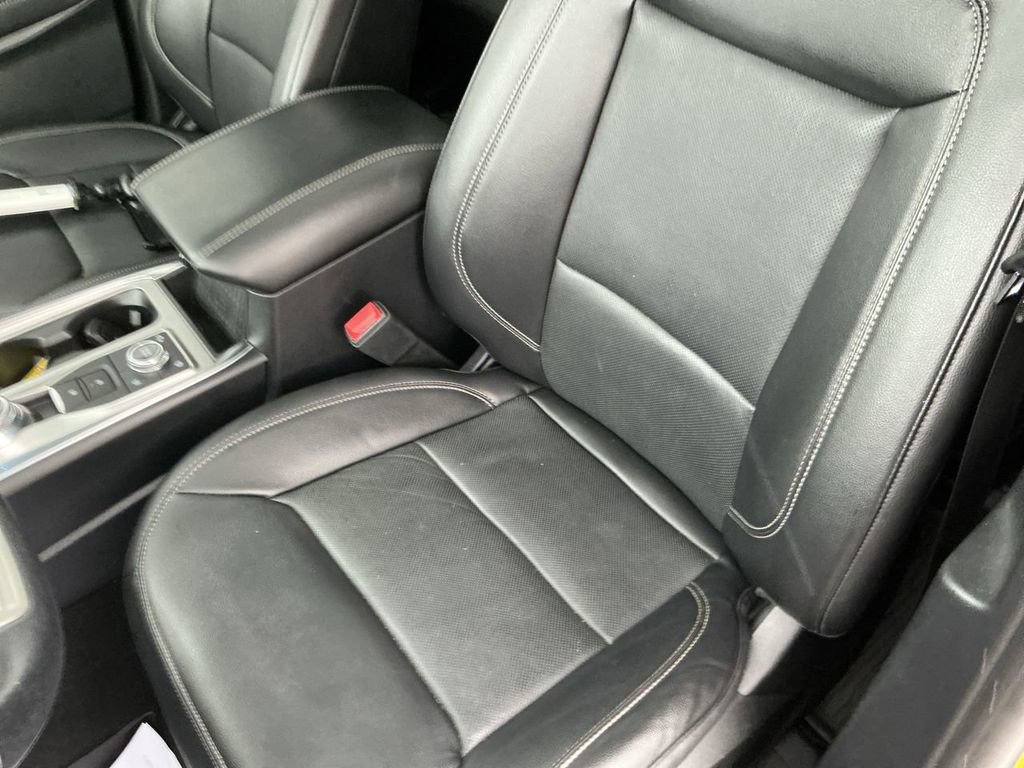 Certified 2021 Ford Explorer Limited w/ Equipment Group 301A AWD/4WD image 12