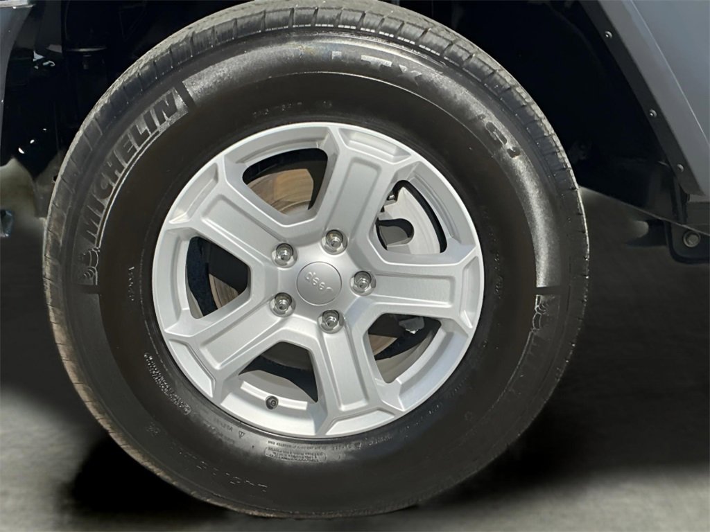 Used 2019 Jeep Wrangler Unlimited Sport image 46