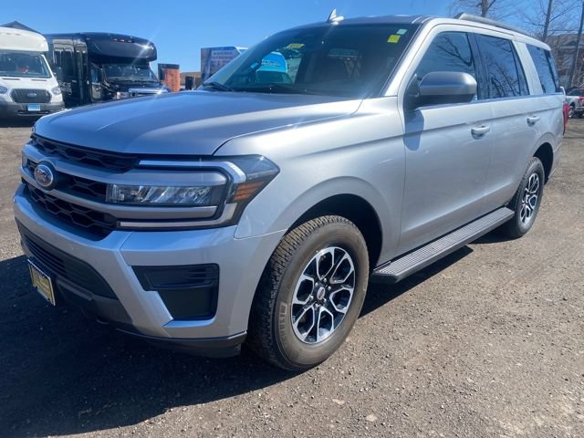 Certified 2022 Ford Expedition XLT AWD/4WD image 3