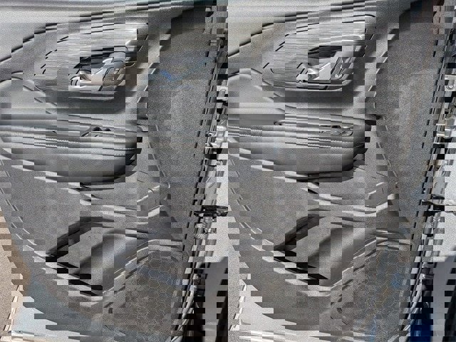 Used 2024 GMC Terrain SLE image 14