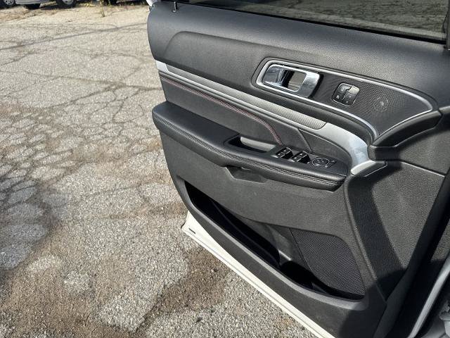 Certified 2017 Ford Explorer Sport w/ Equipment Group 401A AWD/4WD image 29