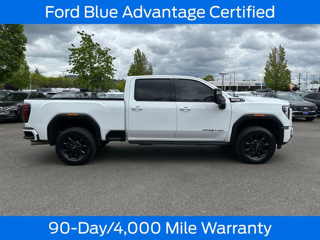 Used 2024 GMC Sierra 2500 AT4 w/ AT4 Premium Plus Package AWD/4WD image 9