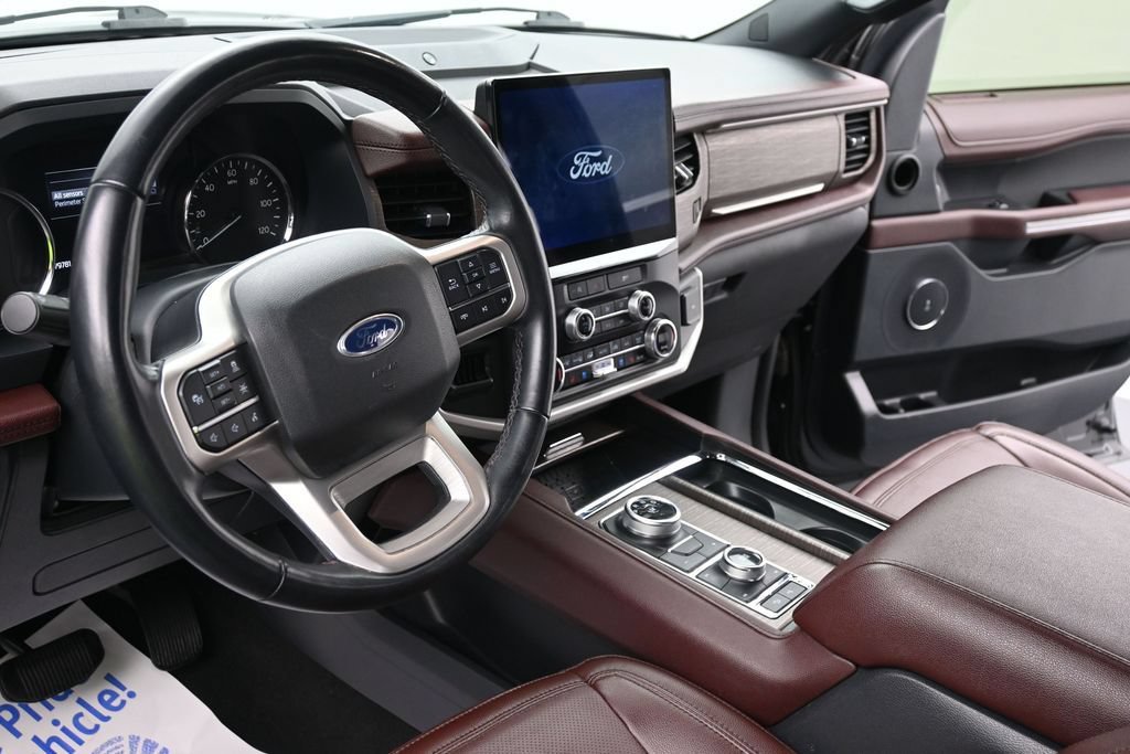 Certified 2024 Ford Expedition Limited AWD/4WD image 18