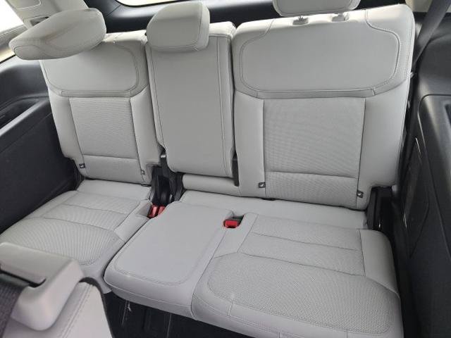 Certified 2025 Ford Expedition Platinum w/ Driver's Package AWD/4WD image 12