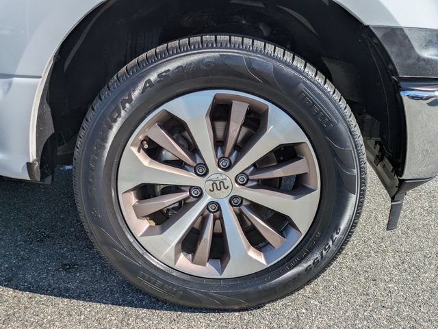 Certified 2018 Ford F150 XL w/ Equipment Group 101A Mid RWD image 11