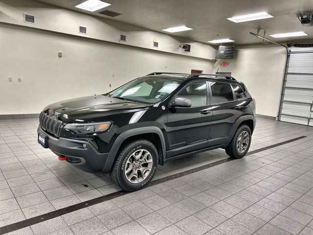 Used 2021 Jeep Cherokee Trailhawk w/ Trailer Tow Group AWD/4WD image 3