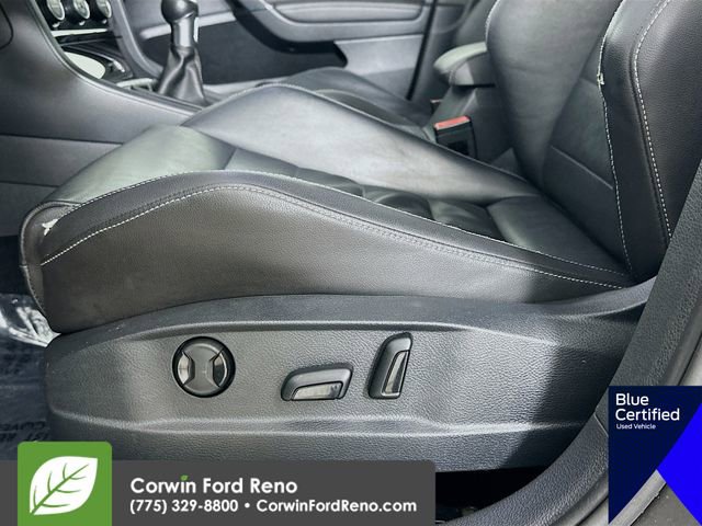 Used 2017 Volkswagen Golf R 4-Door image 23