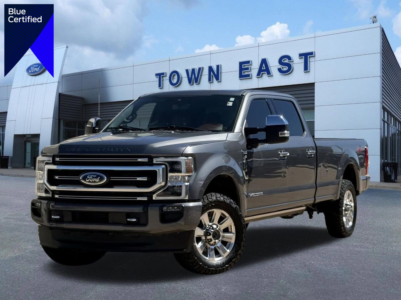 Certified 2022 Ford F350 Platinum image 1