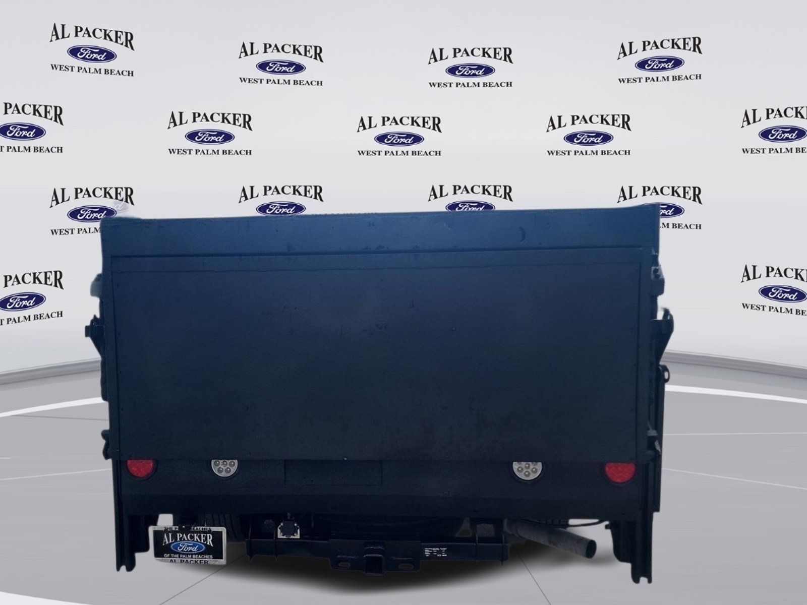 Certified 2022 Ford F350 XL w/ Power Equipment Group RWD image 4