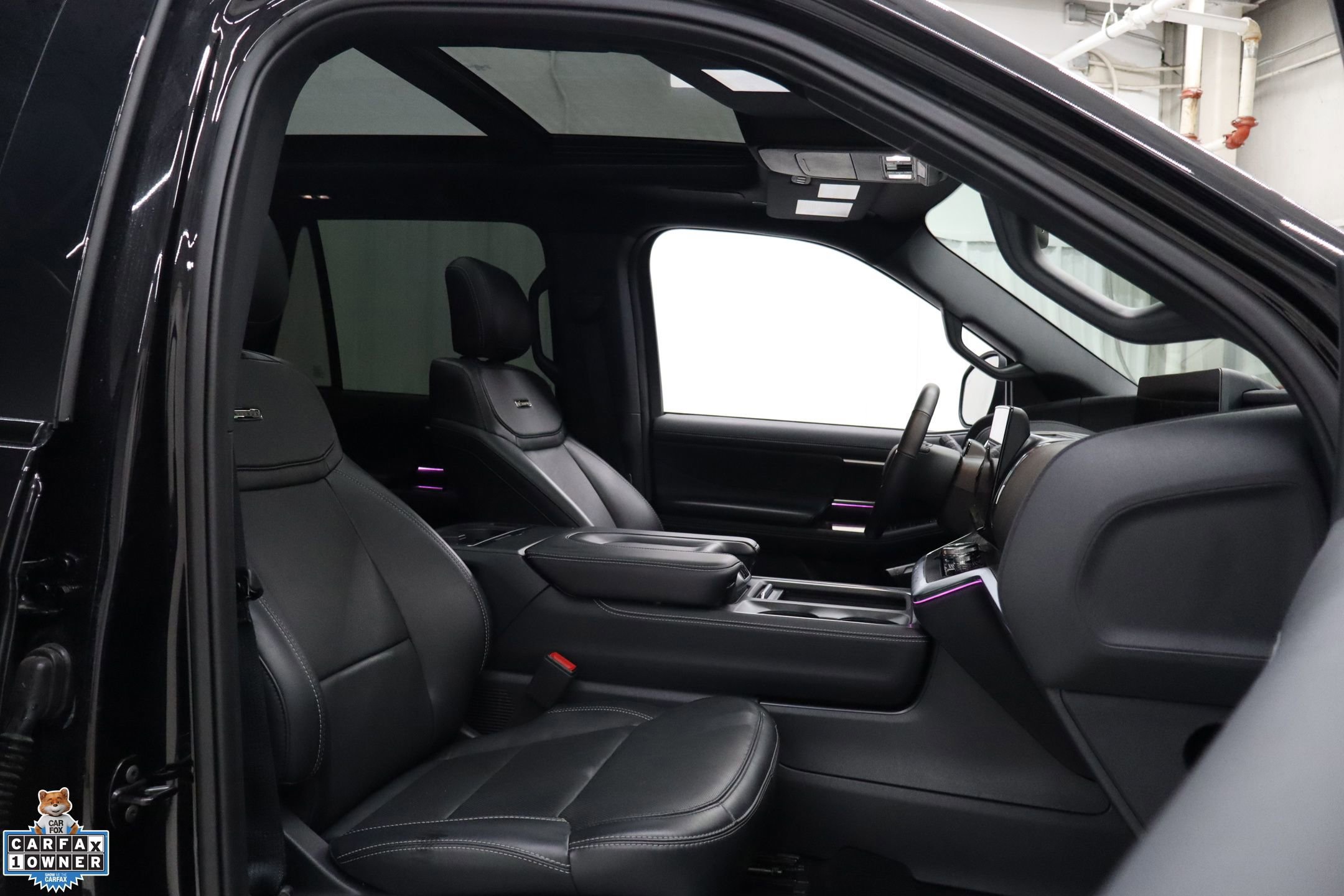 Certified 2025 Ford Expedition Platinum w/ Stealth Performance Package AWD/4WD image 33