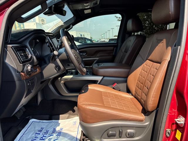 Used 2023 Nissan Titan Platinum Reserve w/ Moonroof Package AWD/4WD image 9