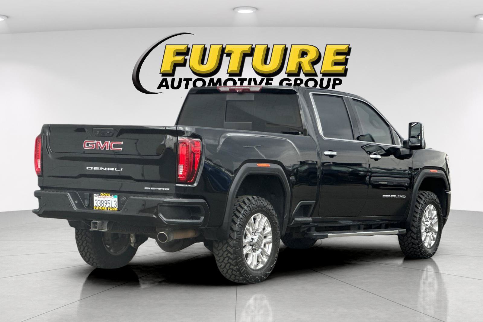 Used 2022 GMC Sierra 2500 Denali w/ Denali Ultimate Package AWD/4WD image 3