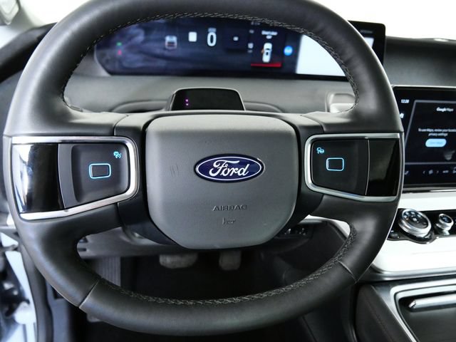 Certified 2025 Ford Expedition Active AWD/4WD image 23