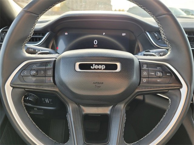 Used 2023 Jeep Grand Cherokee L Laredo image 22