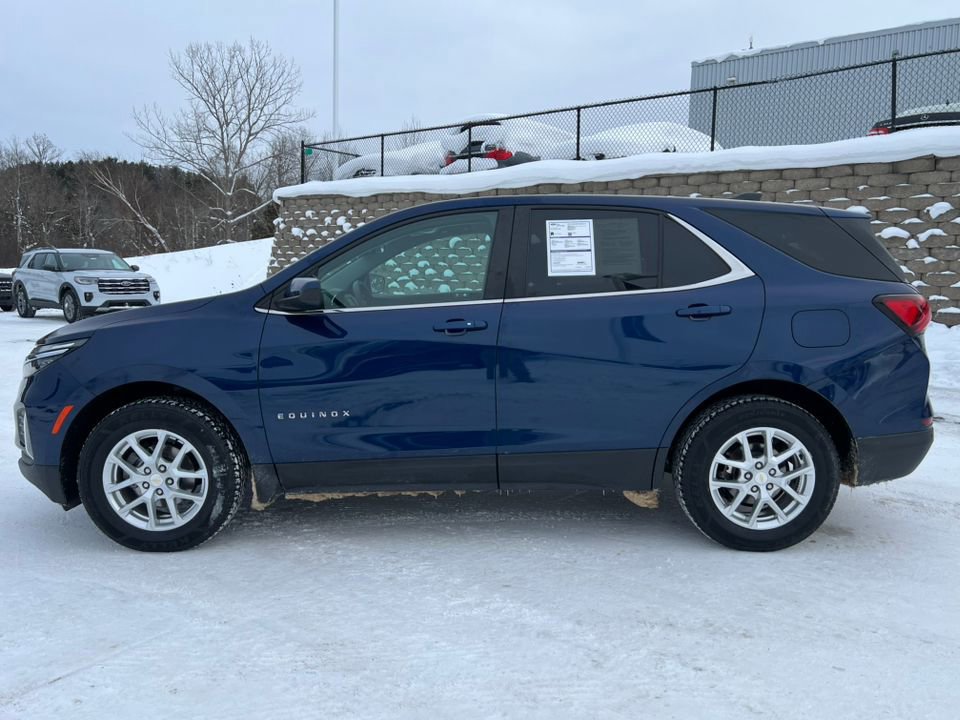Used 2022 Chevrolet Equinox LT w/ LPO, Floor Liner Package image 5