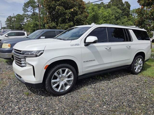 Used 2024 Chevrolet Suburban High Country w/ Premium Package RWD image 9