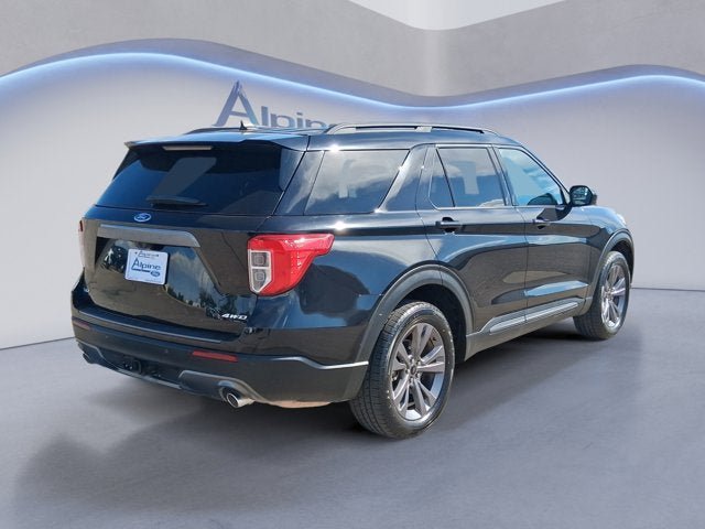 Certified 2023 Ford Explorer XLT w/ Equipment Group 202A AWD/4WD image 5