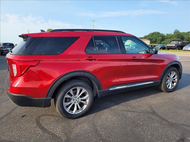 Certified 2023 Ford Explorer XLT w/ Equipment Group 202A AWD/4WD image 5