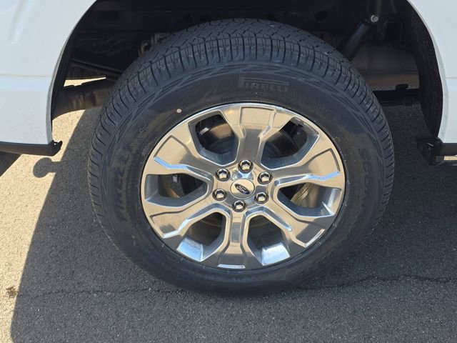 Certified 2023 Ford F150 Platinum w/ Equipment Group 701A High AWD/4WD image 5
