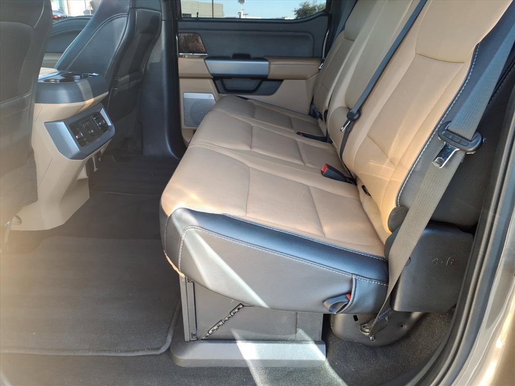 Certified 2023 Ford F250 Lariat w/ Lariat Ultimate Package image 18