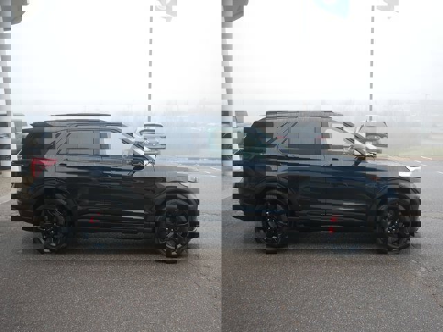 Certified 2023 Ford Explorer ST w/ Equipment Group 401A image 4