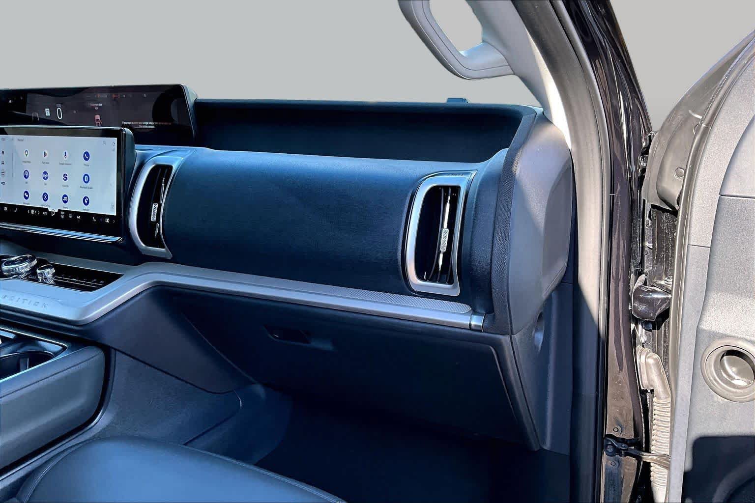 Certified 2026 Ford Expedition Active RWD image 19
