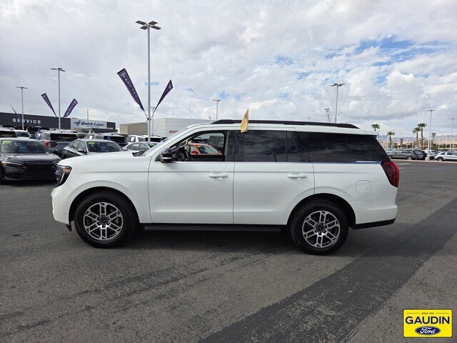 Certified 2025 Ford Expedition Active AWD/4WD image 4