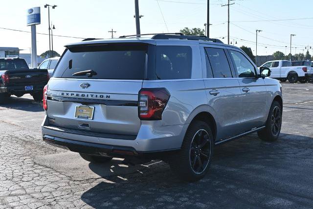 Certified 2024 Ford Expedition Limited AWD/4WD image 9