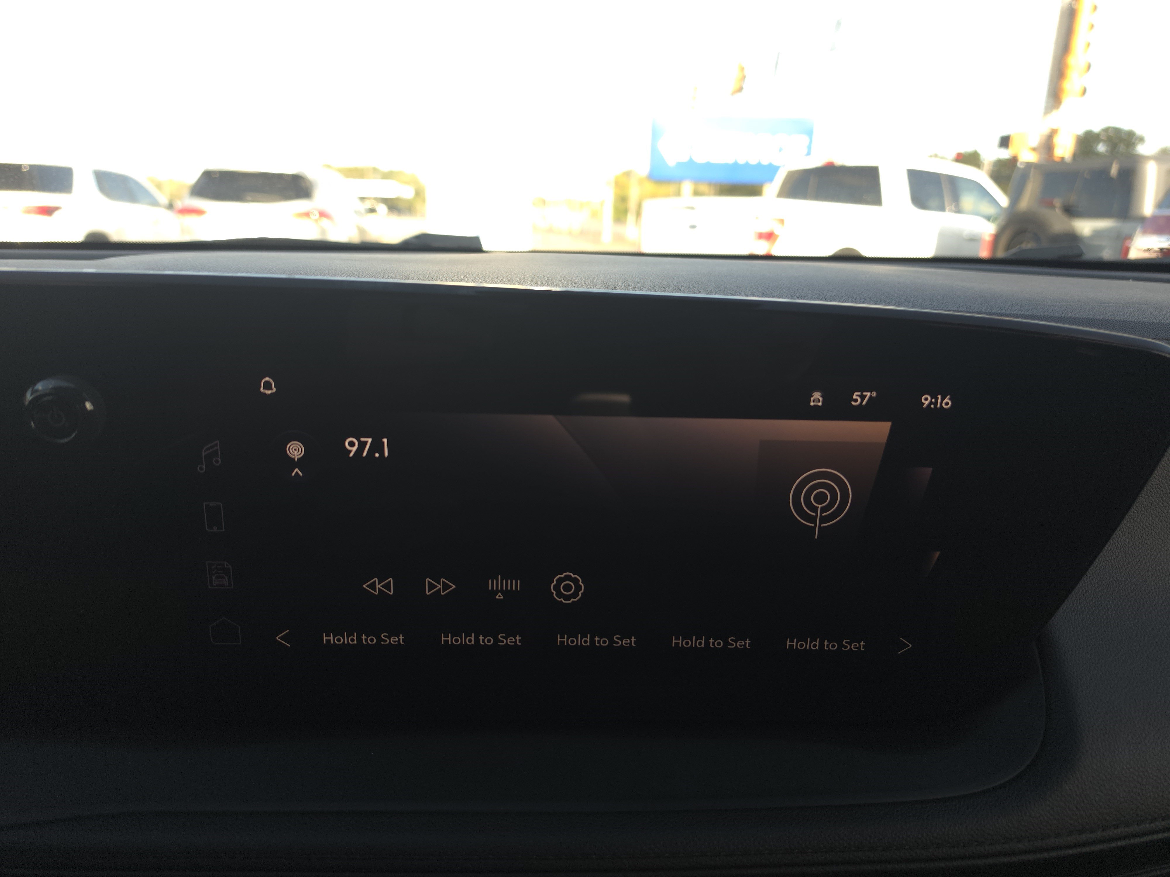 Used 2025 Buick Encore GX Preferred w/ Advanced Technology Package FWD image 19