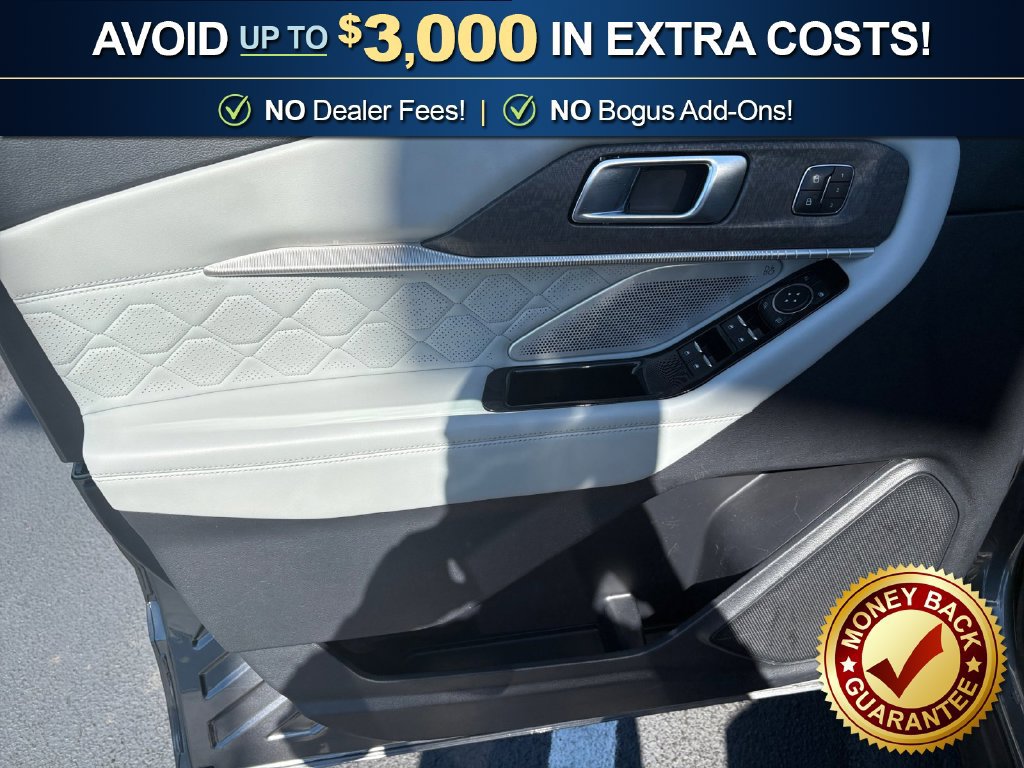 Certified 2025 Ford Explorer Platinum w/ Ultimate Package AWD/4WD image 16