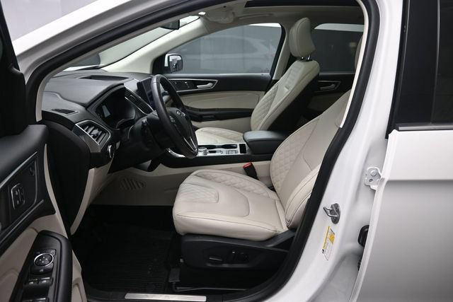 Certified 2024 Ford Edge Titanium w/ Titanium Elite Package AWD/4WD image 10