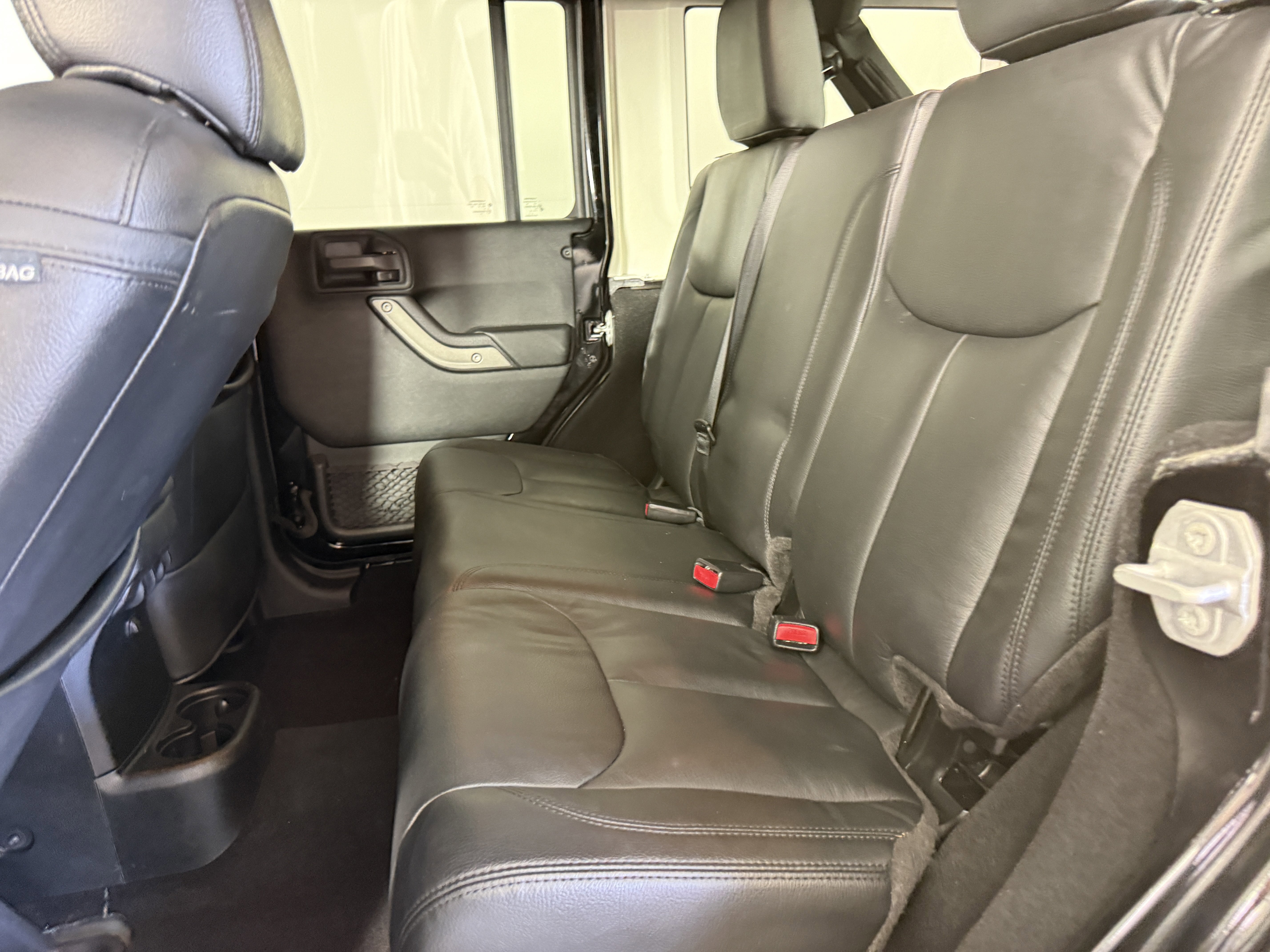 Used 2018 Jeep Wrangler Unlimited Sport S image 16