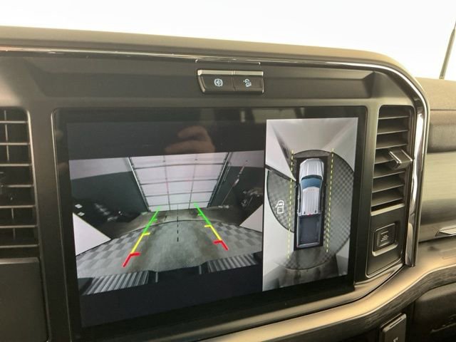 Certified 2025 Ford F350 Lariat w/ Black Appearance Package image 23