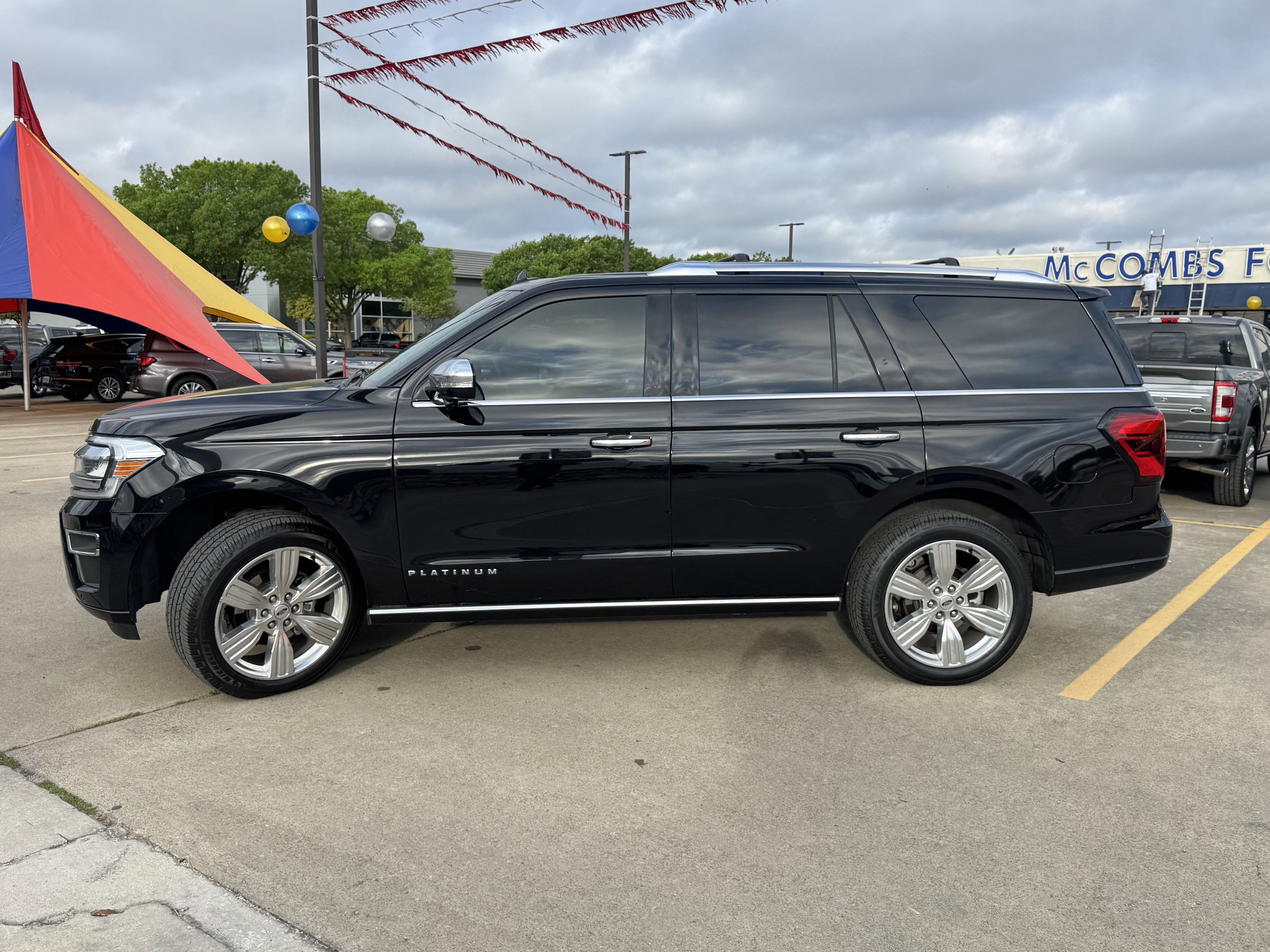 Certified 2023 Ford Expedition Platinum image 13