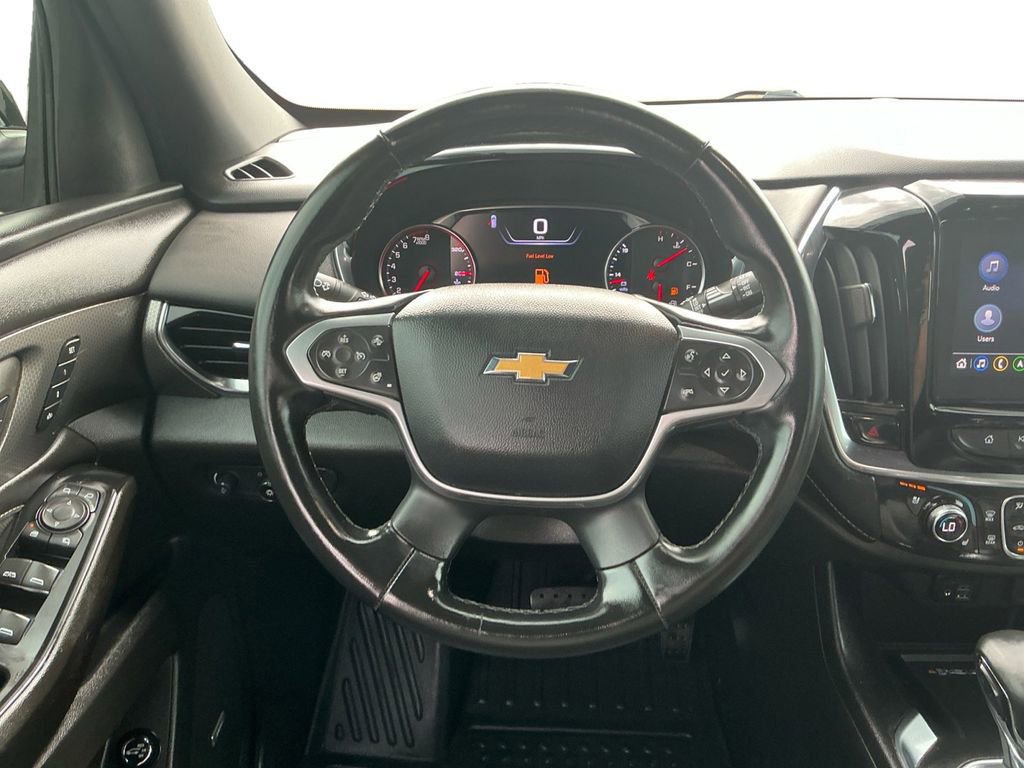 Used 2023 Chevrolet Traverse Premier FWD image 18