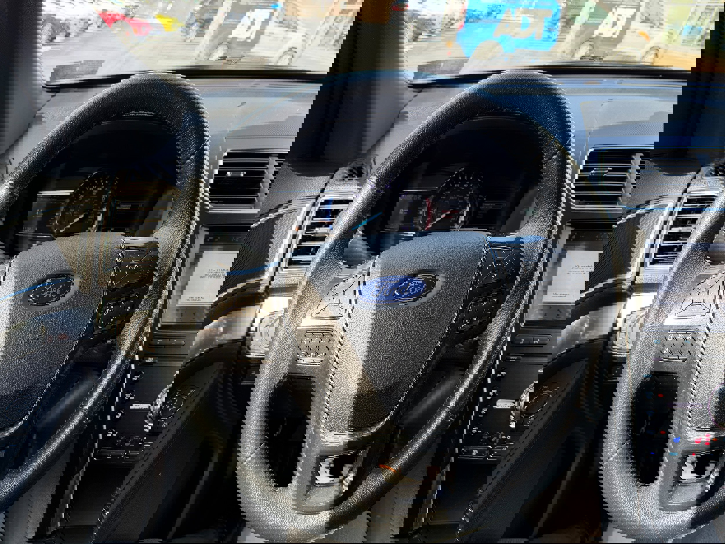 Certified 2019 Ford Explorer Limited w/ Class III Trailer Tow Package image 26