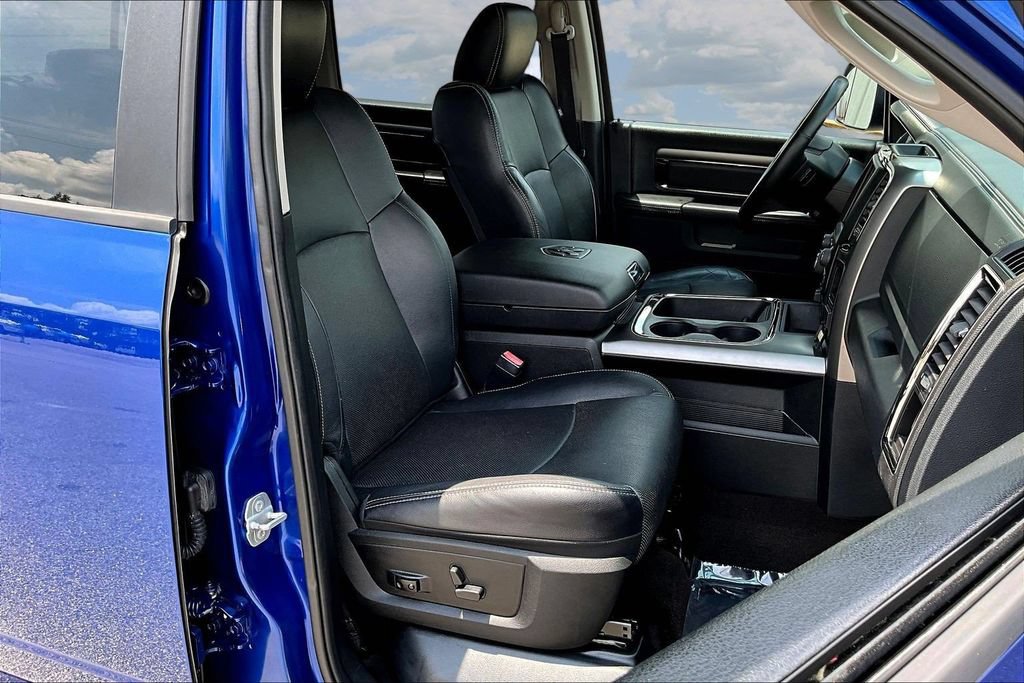 Used 2017 RAM 1500 Sport RWD image 30