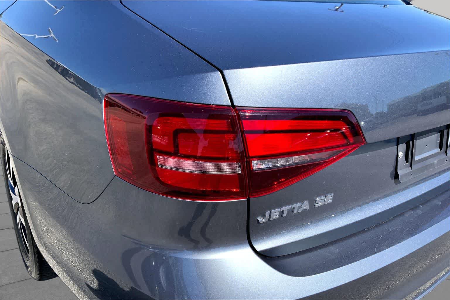 Used 2018 Volkswagen Jetta SE FWD image 26