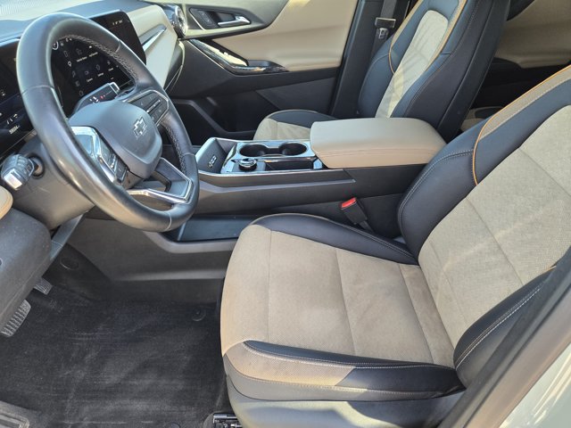 Used 2026 Chevrolet Equinox ACTIV FWD image 11