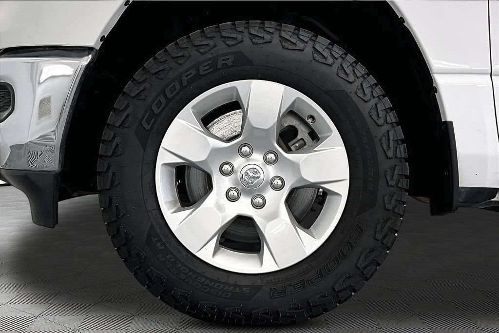 Used 2024 RAM 1500 Big Horn AWD/4WD image 9