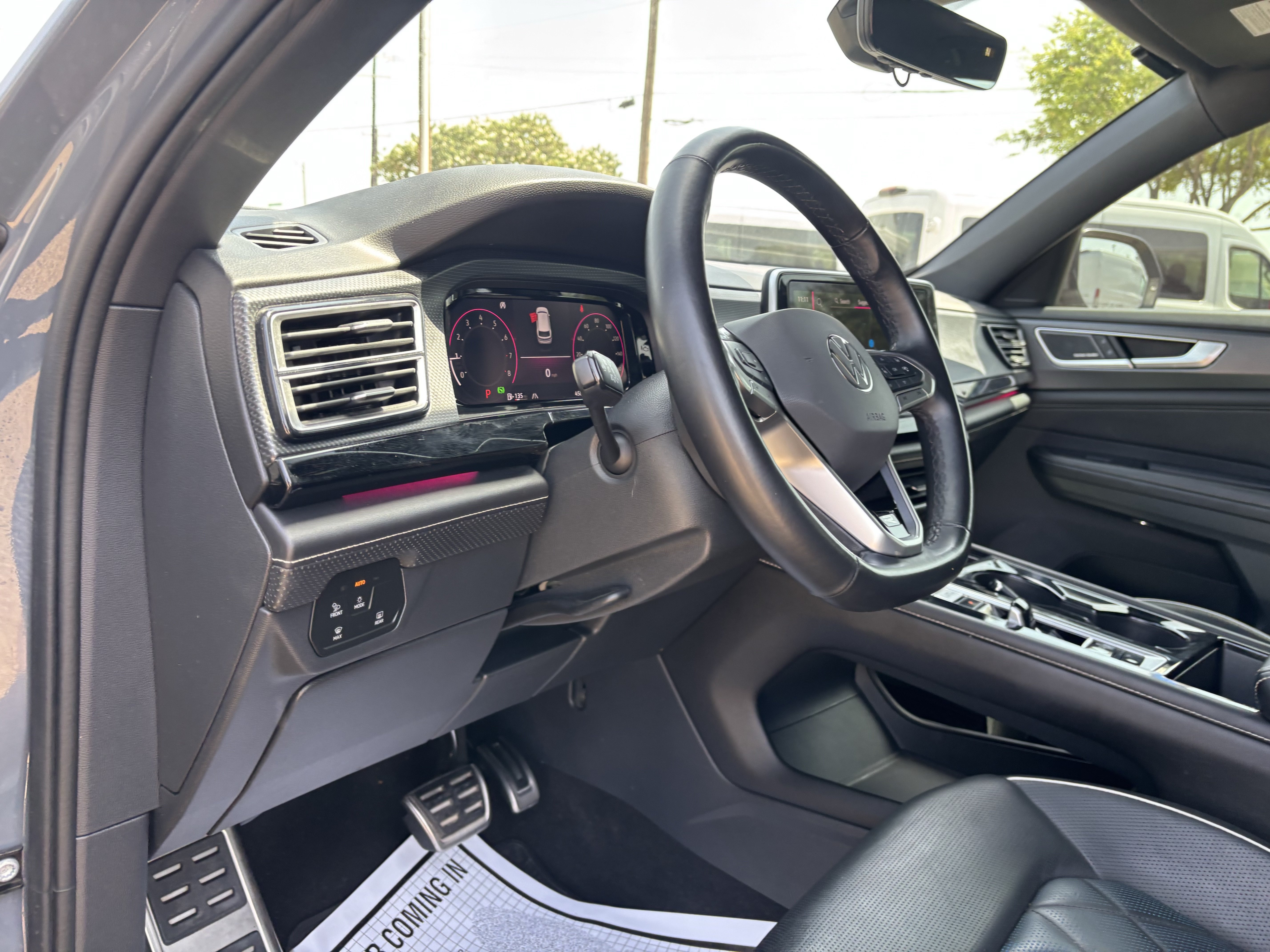 Used 2024 Volkswagen Atlas Cross Sport SEL Premium R-Line AWD/4WD image 12