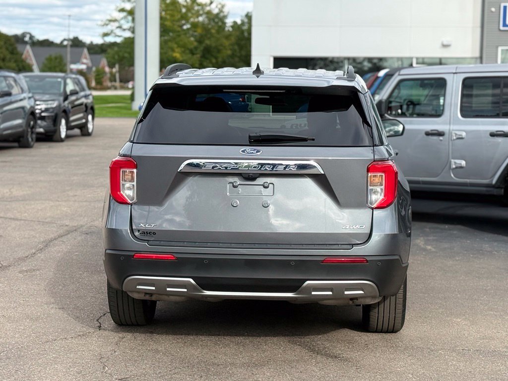 Certified 2024 Ford Explorer XLT w/ Equipment Group 202A AWD/4WD image 35