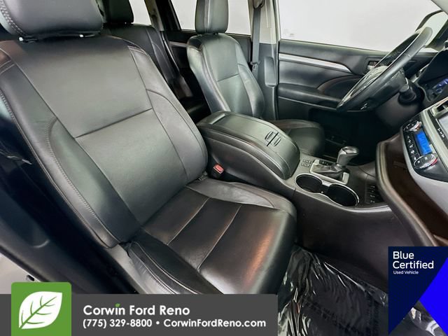 Used 2018 Toyota Highlander XLE AWD/4WD image 33
